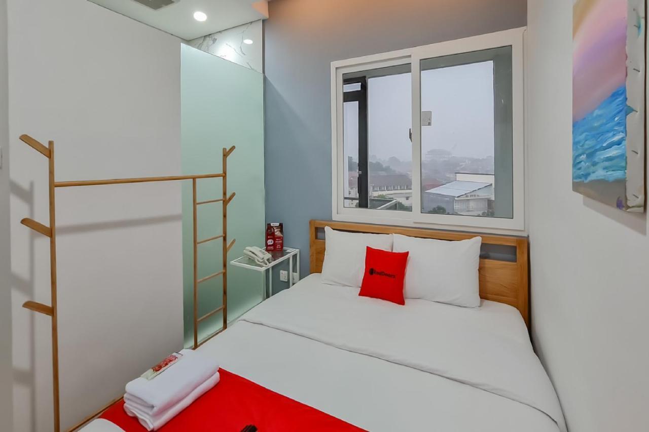 Reddoorz Plus @ Batutulis Bogor Exterior foto